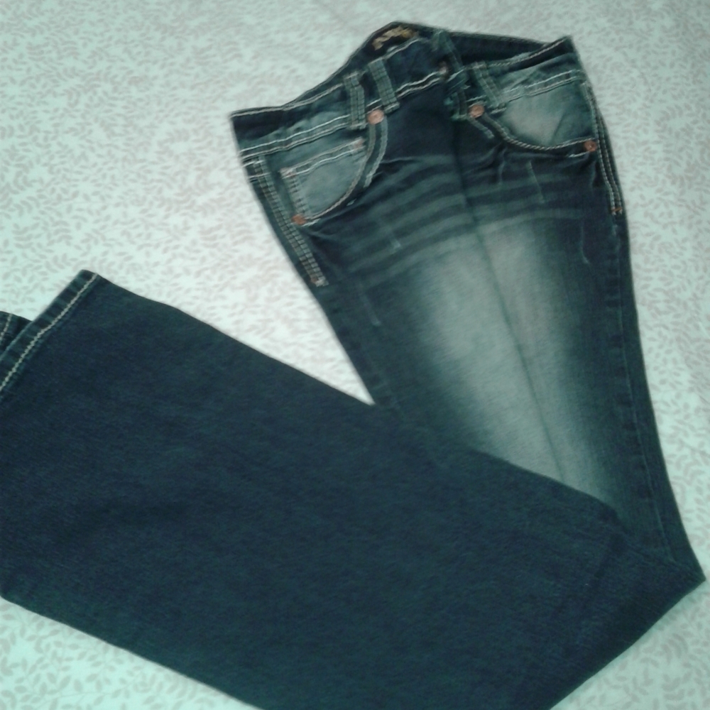 Women blue jeans pants